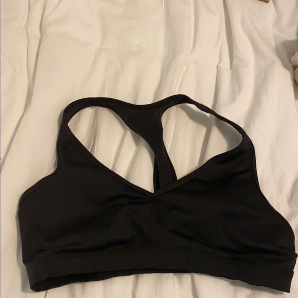 black v-neck sports bra